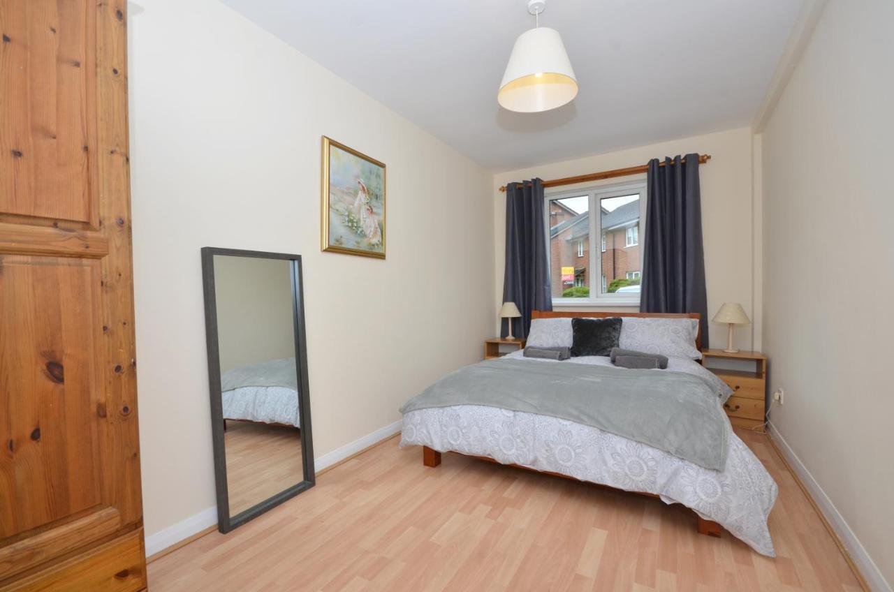 Bright Stylish 2 Bedroom Garden Apartment South Belfast Close To Everything Exterior photo